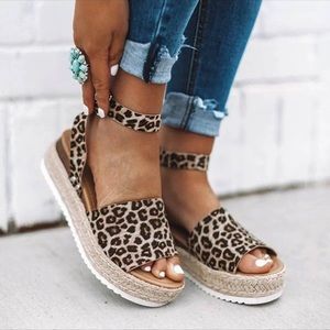 Platform cheetah print sandals
